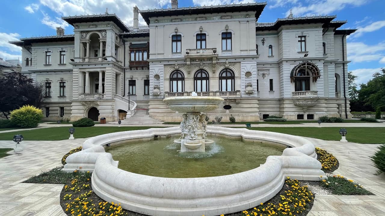 O zi în Cotroceni: cartierul cu vile și străzi liniștite